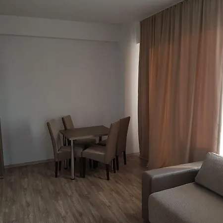 Aminic Summerland Mamaia